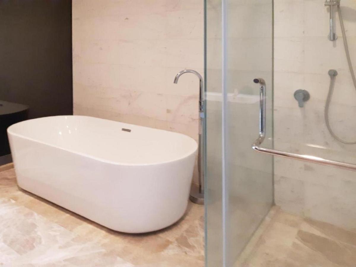 Platinum Home Stay Klcc Kuala Lumpur Esterno foto